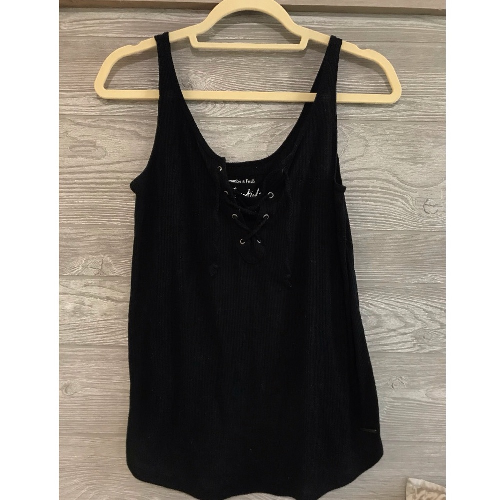 Abercrombie&Fitch black tie front top